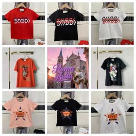 GUCCI Modeiges kurzärmeliges Top mit verschiedenen Prints-2033  