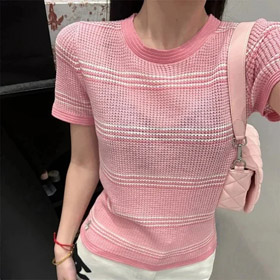 CHANEL Streifenförmiges Kontrast Hohlstrick locker fauler Stil kurzärmeliges T-Shirt-2797  