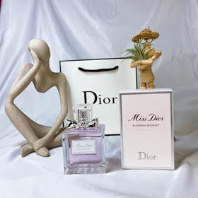 Dior Schatz Parfüm-3437